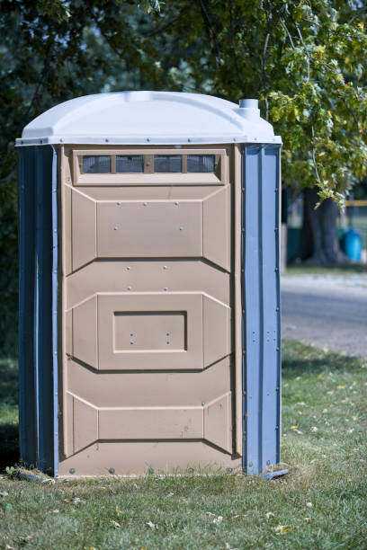 Best Porta potty delivery and setup  in Forreston, IL